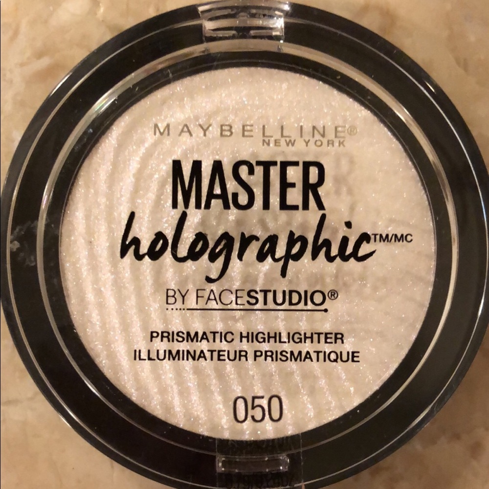 Maybelline Holographic Prismatic Highlighter